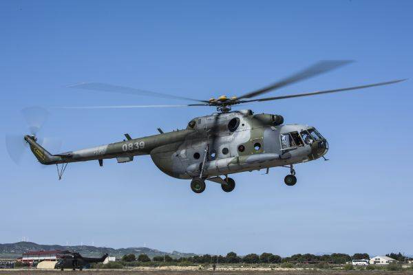 美媒:伊拉克运输直升机遭遇维修难题_俄罗斯_零部件_其他